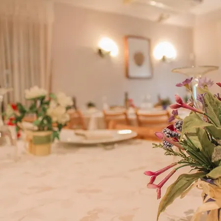 Hotel Saloria 2*